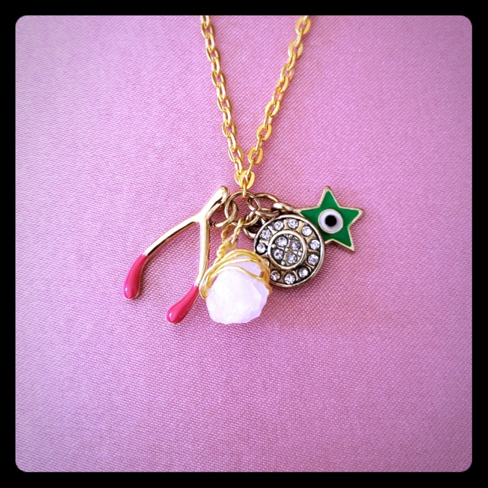 NWOT! Boho necklace! Wish bone, quartz, third eye